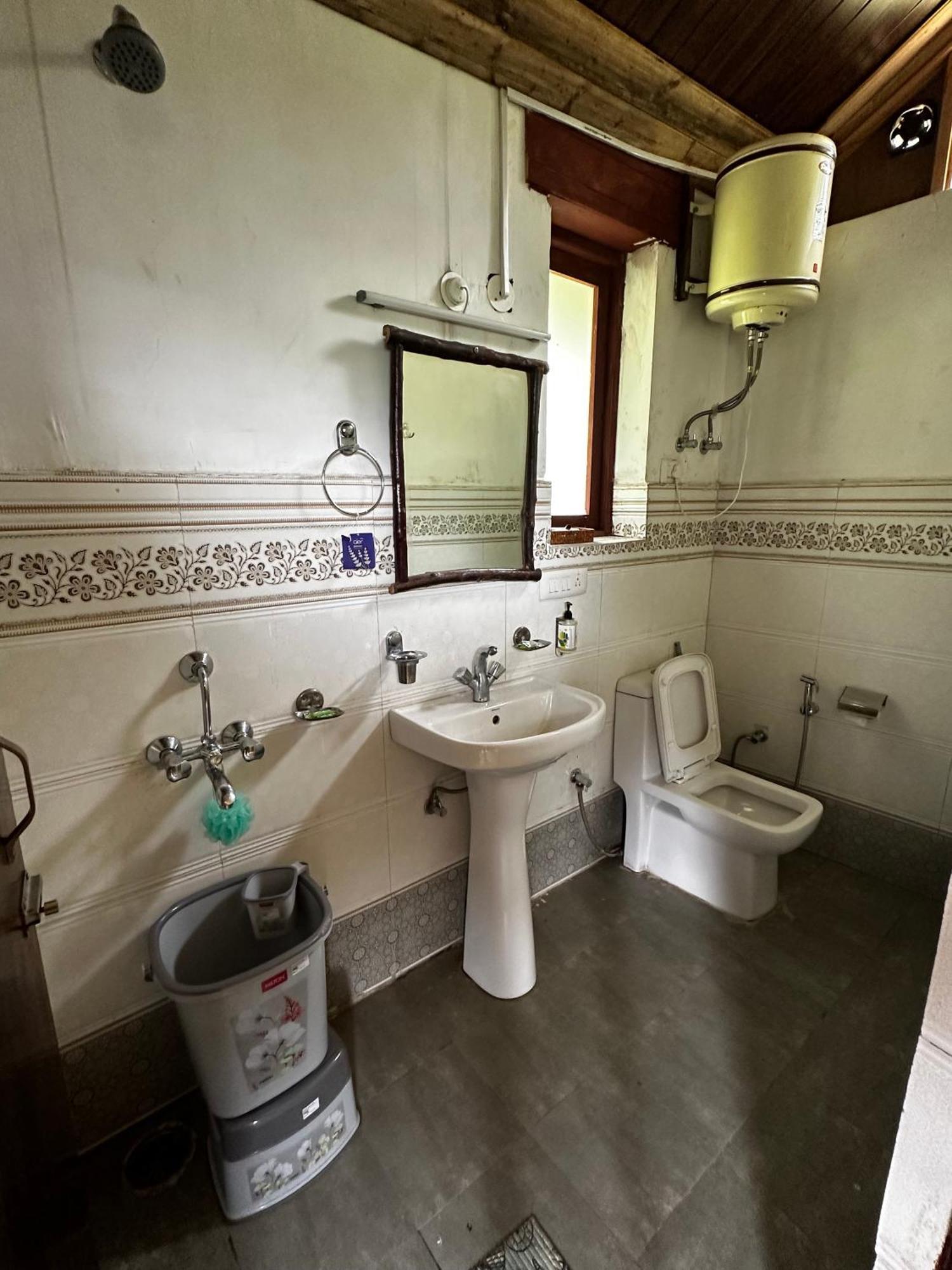 Daak Bangla Retreat Hotel Куфри Екстериор снимка